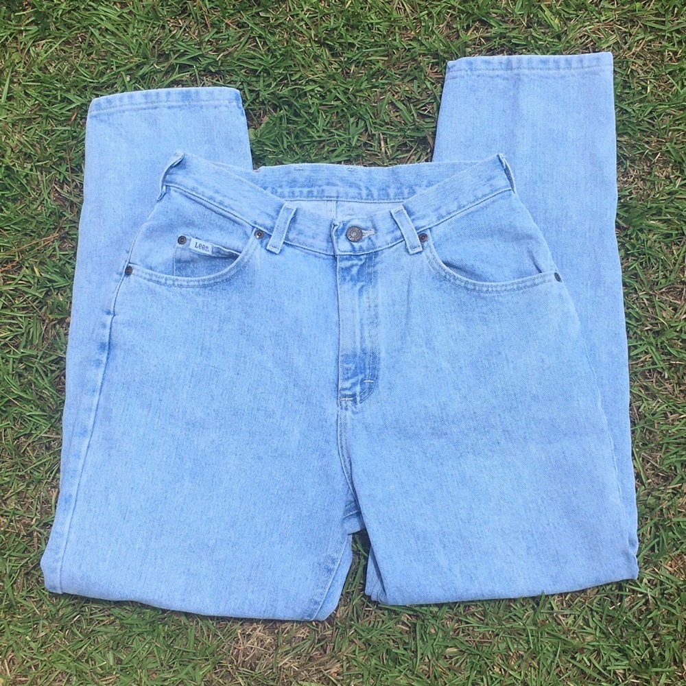 Vintage light wash lee mom jeans